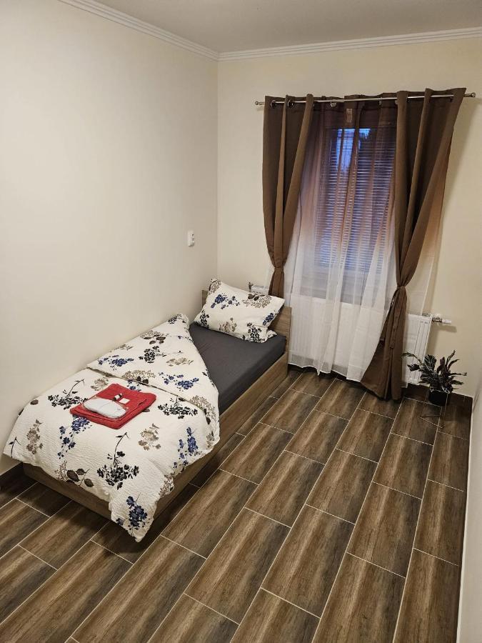 Sleep & Go Motel Gyhum Eksteriør billede
